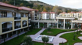 Pirin Apartment Complex