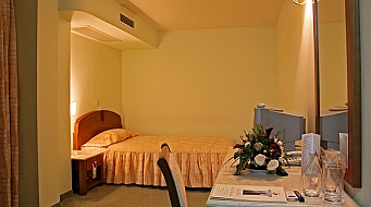 St Peterburg Camera single 