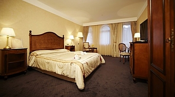 Festa Winter Palace Camera dubla 