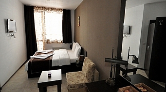 Maria Antoaneta Camera dubla 