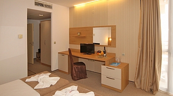 Fiesta M Camera dubla 