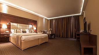 Imperial Camera dubla Lux