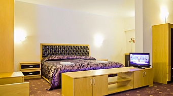 Incognito Camera dubla 