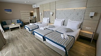 Royal Grand Hotel and Spa Фамилна стая 